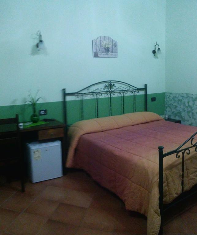 Agriturismo Il Pozzo Antico マスカリ エクステリア 写真