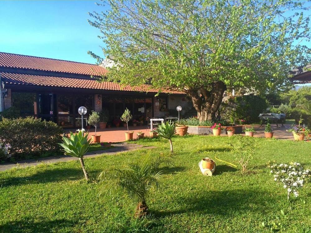 Agriturismo Il Pozzo Antico マスカリ エクステリア 写真