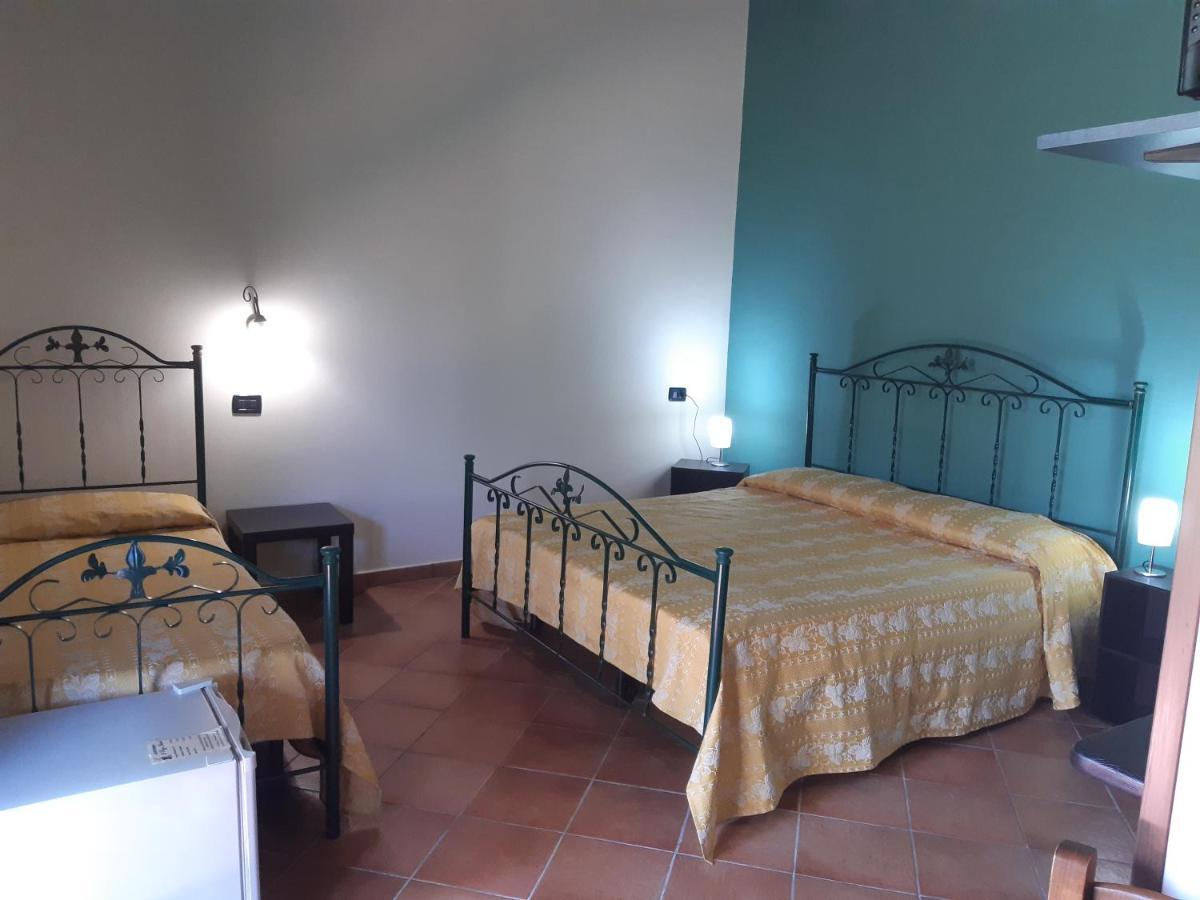 Agriturismo Il Pozzo Antico マスカリ エクステリア 写真